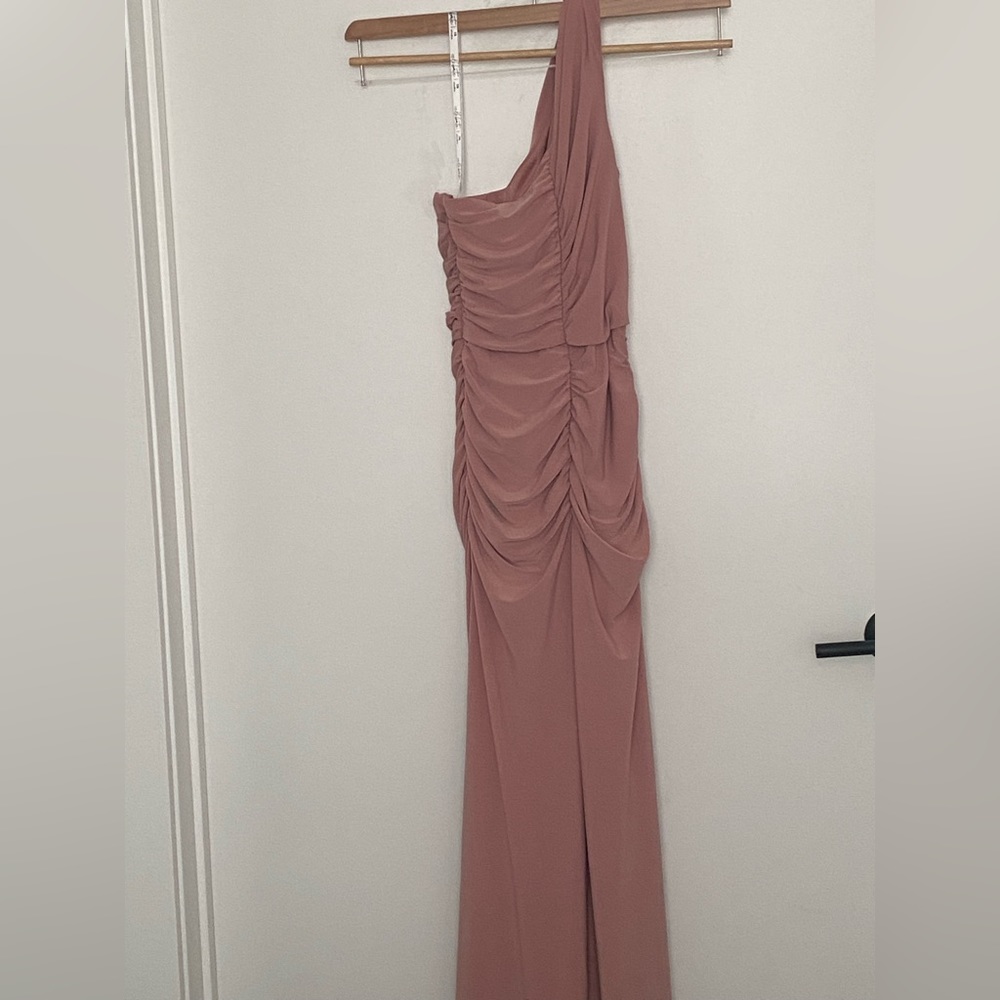 Size 0 DB Studio desert coral ruched jersey one-shoulder bridesmaid dress